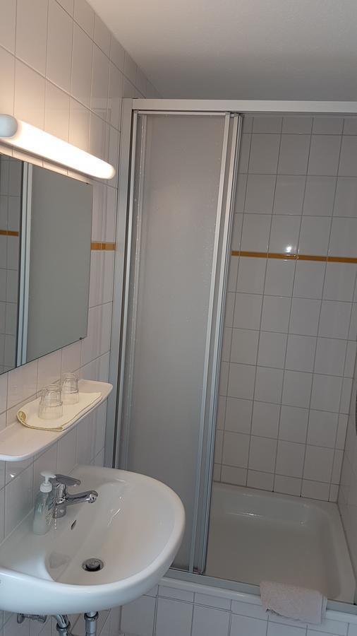 Hotel Gasthaus Roessle Freiburg im Breisgau Luaran gambar